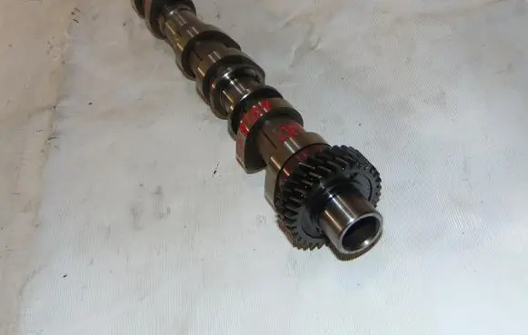 Renault Vel Satis Camshaft 7701052896