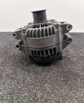 BMW 4 F32 F33 Generator/alternator 7616119 14V210A 104210