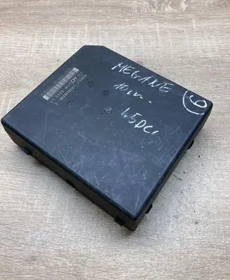 Renault Megane III Fuse module 284B60008R