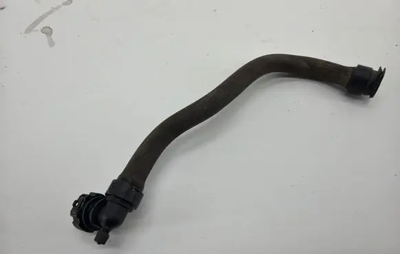 Peugeot Expert Engine coolant pipe/hose
