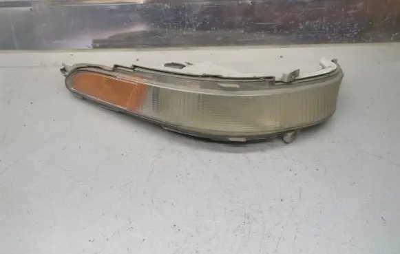 Ford Probe Front indicator light 2BE937642