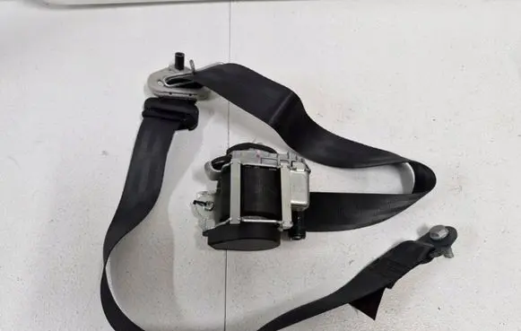 Citroen C3 Picasso Front seatbelt 96817078XX