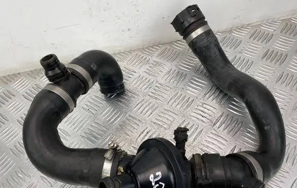 BMW 5 F10 F11 Thermostat 6601544