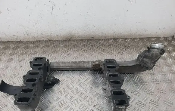 Volkswagen PASSAT B5 Intake manifold 059145770B 36688590