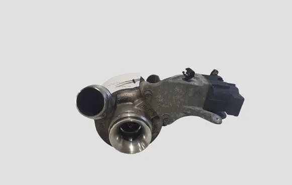 BMW 1 E81 E87 Turbo 850689301 4738500240