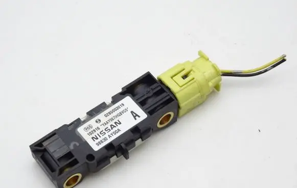 Nissan Micra Airbag deployment crash/impact sensor 985829U00A