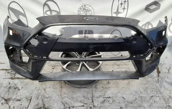 Ford Focus Front bumper