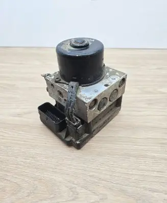 Volvo S80 ABS Pump 9472968 111192 10020400624