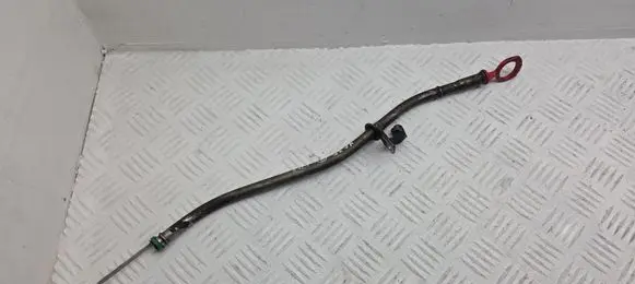 Volvo XC70 Oil level dip stick 8699543 31251092