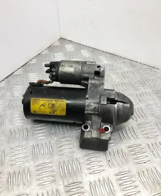 BMW 5 F10 F11 Starter motor 8506657 0001148010 20101022