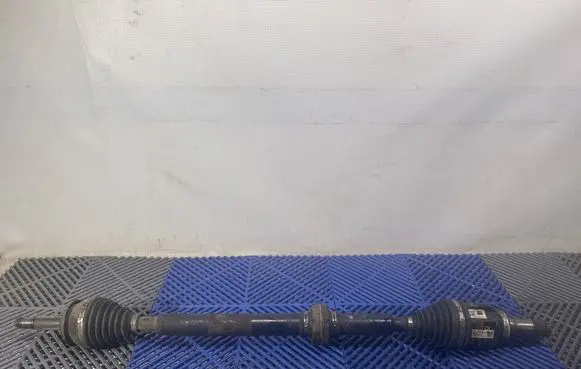 Lexus CT 200H Front driveshaft 14081815228