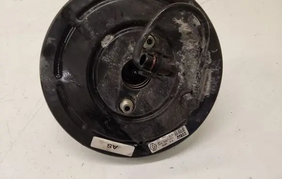 Renault Megane II Brake booster 7701055023