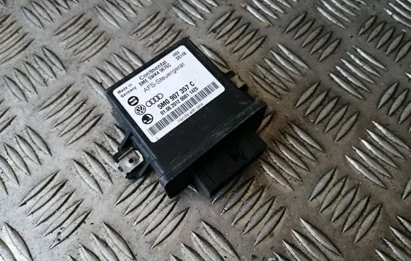 Skoda Superb B6 (3T) Light module LCM 5M0907357C 5WK49676C