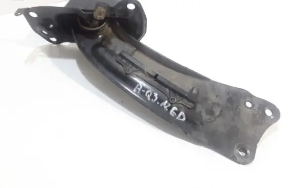 Audi Q3 8U Rear upper control arm/wishbone