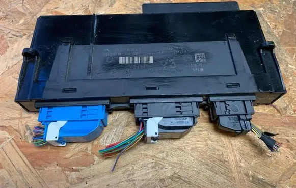 BMW 5 F10 F11 Comfort/convenience module 9384215