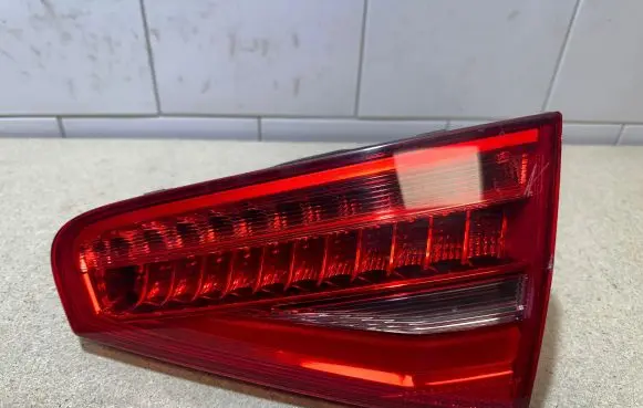 Audi A4 S4 B8 8K Tailgate rear/tail lights 01091702 13S2SD010917022161