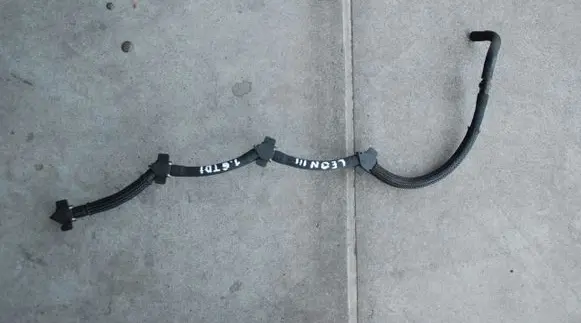 Fuel return line/hose