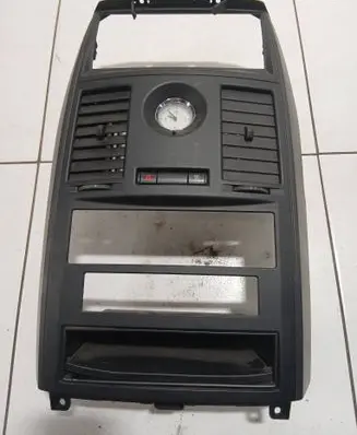 Chrysler Grand Voyager V Climate control/heater control trim 04678862AA L0050549 0050550