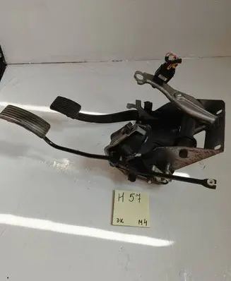Volvo S40, V40 Pedal assembly 6958265912