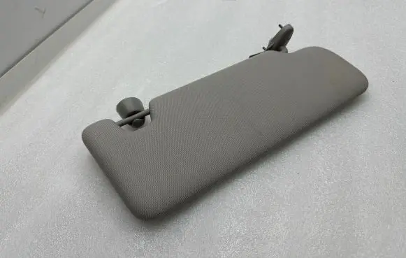 Sun visor