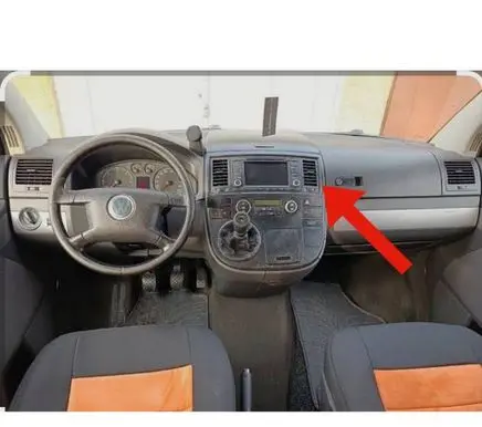Volkswagen Multivan T5 Dash center air vent grill 7H5815706A