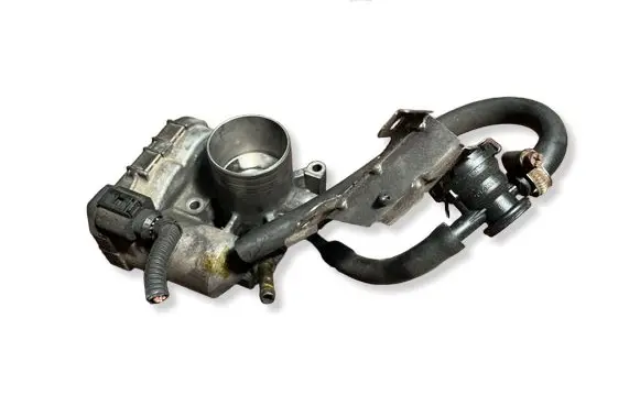 Volkswagen Polo III 6N 6N2 6NF Throttle valve 030133062