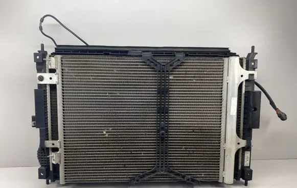 Peugeot 308 Radiator set 9673999980 9806313580 9809141780