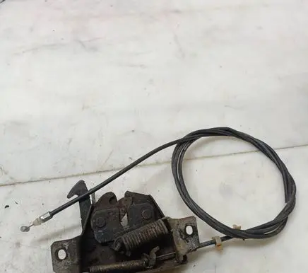 Mitsubishi Pajero Engine bonnet/hood lock/catch