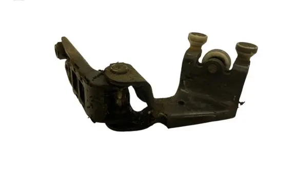 Volkswagen Transporter - Caravelle T5 Sliding door middle roller runner 7H0843335D 0807F