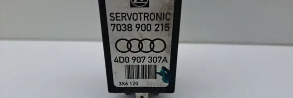 Audi A8 S8 D2 4D Other relay 4D0907307A 7038900215 3X6120