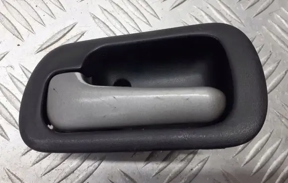 Honda HR-V Front door interior handle S4NL1