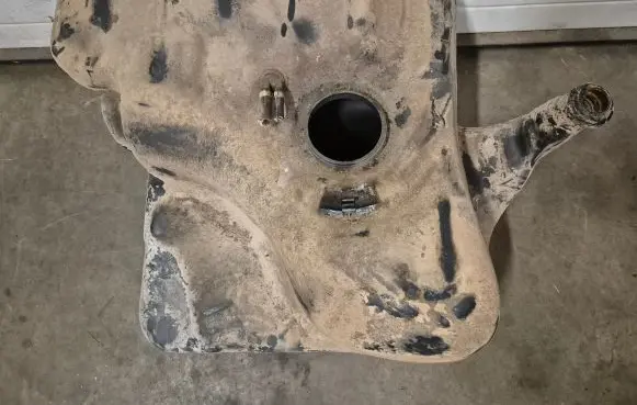 Volkswagen PASSAT B3 Fuel tank 357201085B