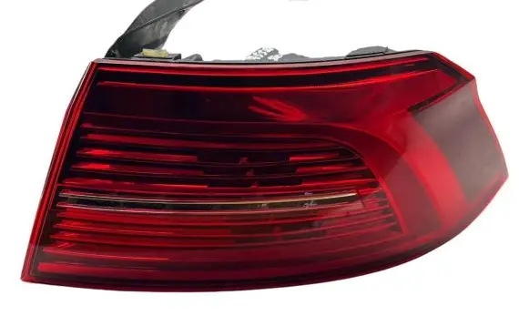 Volkswagen PASSAT B8 Rear/tail lights 3G5945208C