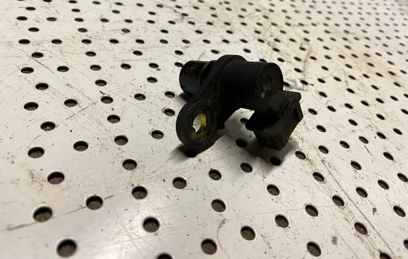 Chevrolet Kalos Crankshaft position sensor 96325867