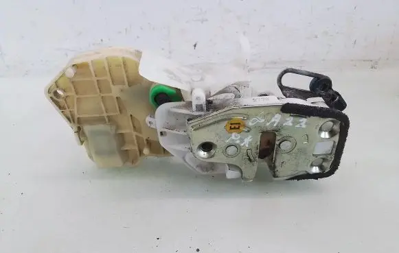 Honda Jazz Front door lock 050926