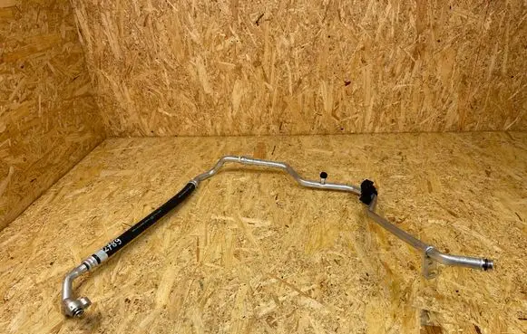 Toyota RAV 4 (XA50) Engine coolant pipe/hose