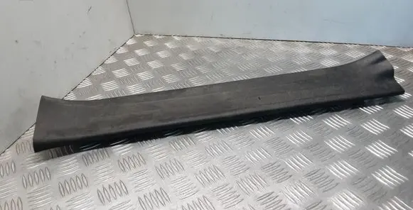 Front sill trim cover