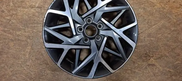 Hyundai Kona I R18 alloy rim 52910CM300 B013556