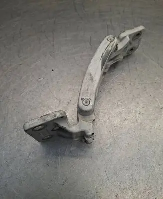 Mercedes-Benz Sprinter W906 Rear door lower hinge A9067400637