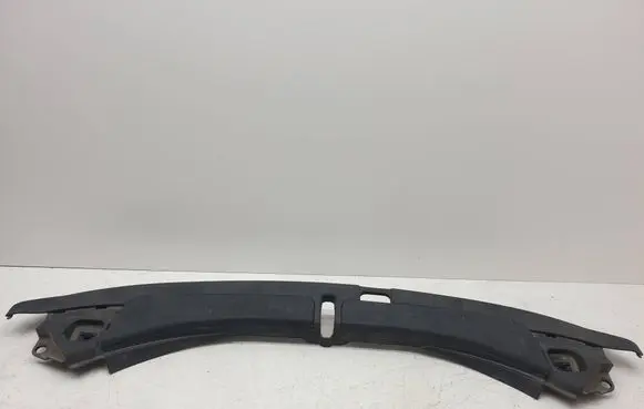 Tesla Model S Tailgate/boot lid lock trim 100633000G 100633000 1006330