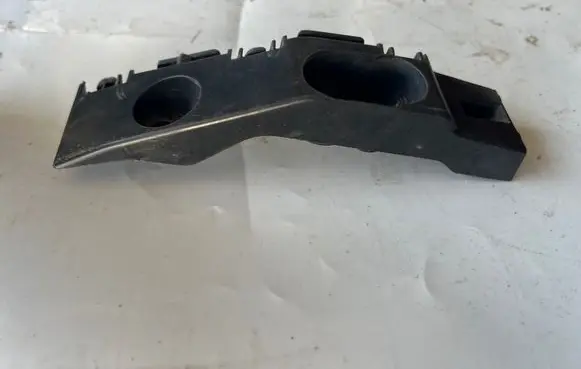 Dodge Durango III Front bumper mounting bracket 68191931AD