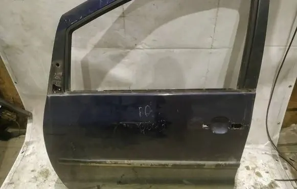 Seat Alhambra (Mk1) Front door MELYNOS