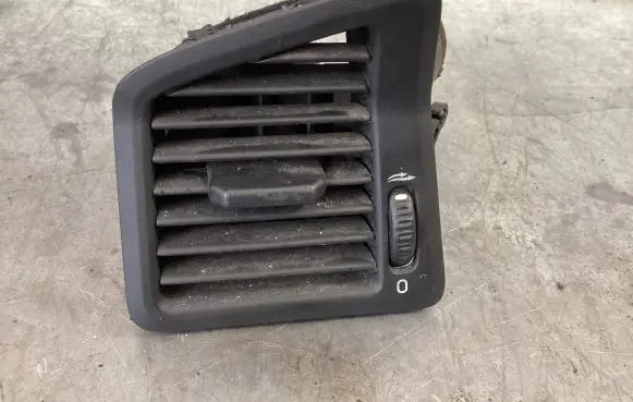 Volvo S60 Dash center air vent grill 3409373 1264