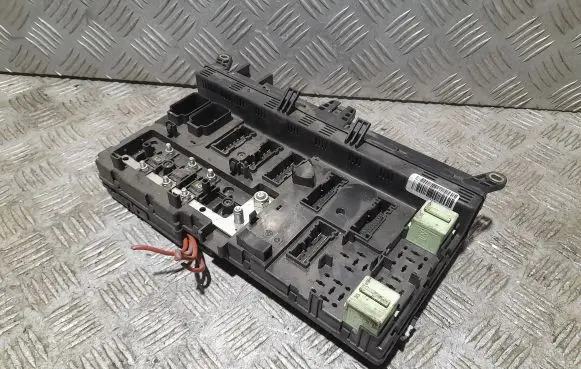 BMW X5 E53 Fuse box set 8380409