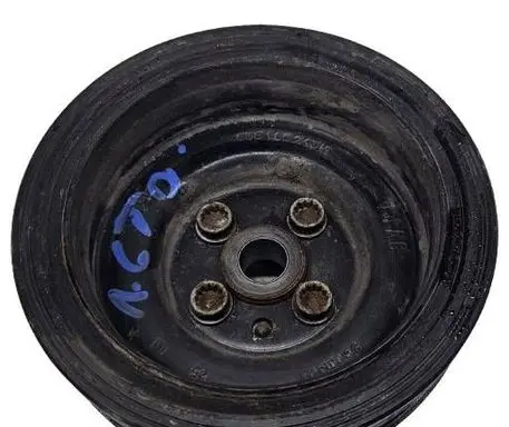Volkswagen Golf VI Crankshaft pulley 038105243m