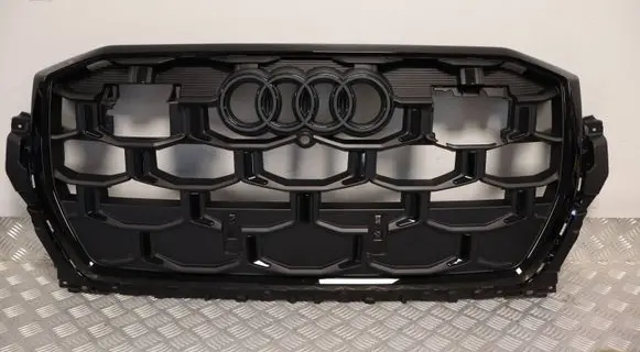 Audi SQ7 Front bumper upper radiator grill 4M0853651BD
