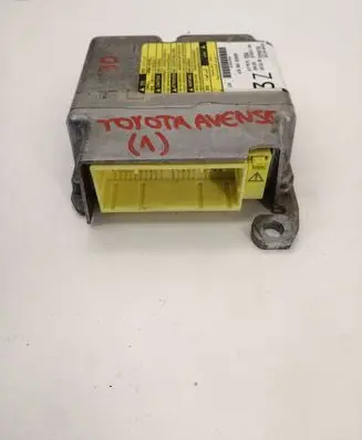 Toyota Avensis T270 Airbag control unit/module 8917005321