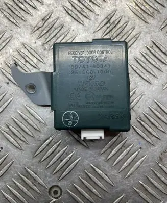 Toyota Land Cruiser (J120) Door control unit/module 8974160341 2513001900 10R020096