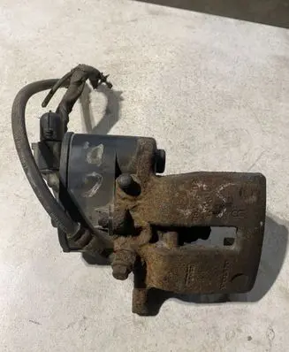 Rear brake caliper