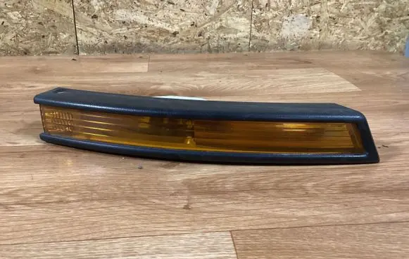 Volkswagen PASSAT B6 Front indicator light 3C0953042C